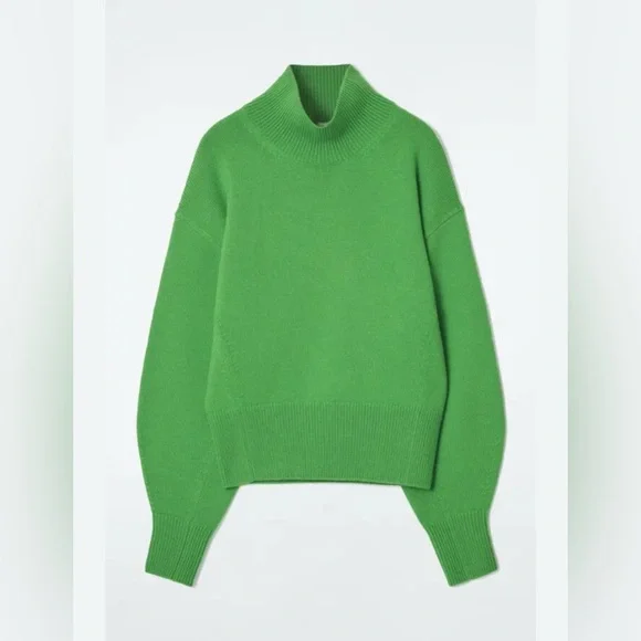 Cos Funnel Mock Neck Green Sweater Women's Size L 100% Wool Quiet Luxury Preppy - Picture 2 of 9